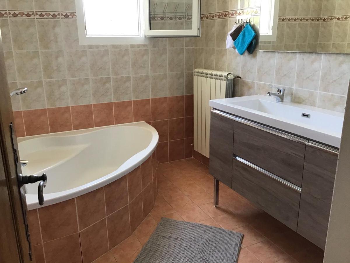 Gite Les Oliviers 10 Pers Piscine Au Calme 4 Etoiles Saint-Laurent-la-Vernède Εξωτερικό φωτογραφία